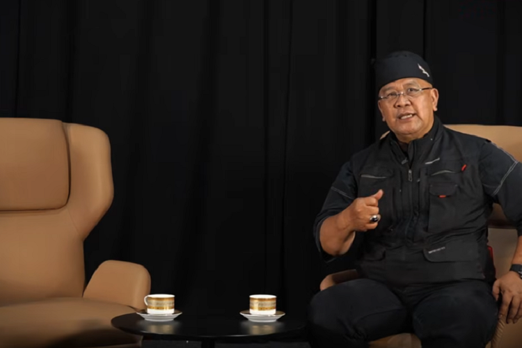 Ulah Kabobodo Ténjo, Kasamaran Tingal – Menavigasi Kebenaran di Era Perang Narasi