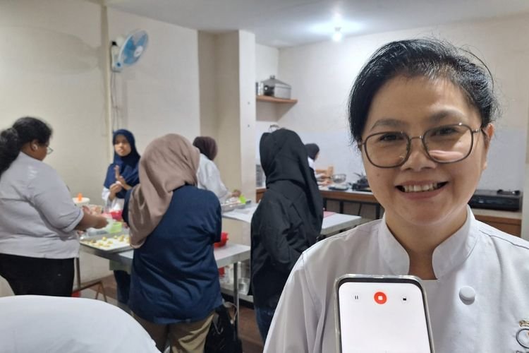 Dari Sorong Papua Hingga Jogjakarta Bulatkan Tekad Belajar Pastry Di LPT Panghegar, Chef Siska; Metodenya Terbukti!