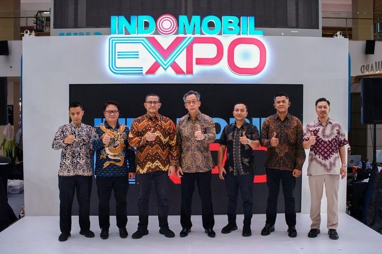 INDOMOBIL Expo Bandung Perkuat Momentum Pertumbuhan Kendaraan Listrik di Jawa Barat Melalui “EVperience”