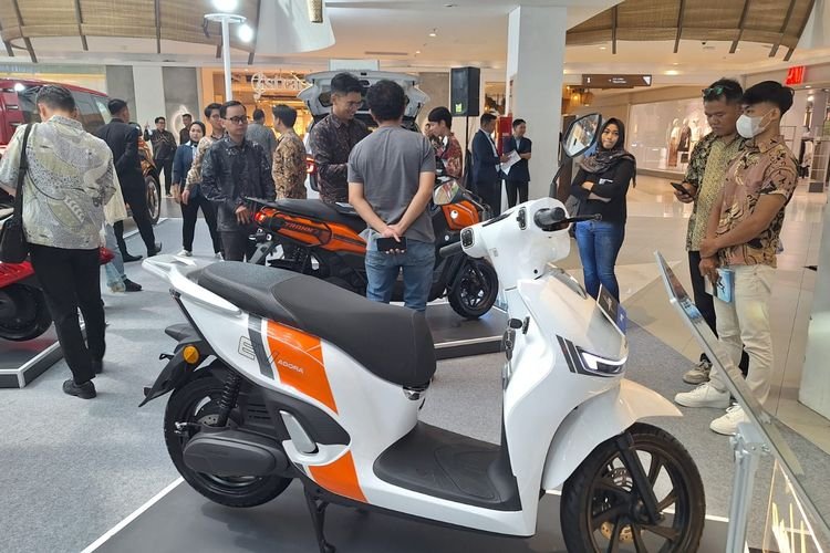 IM Owners Talk Real Experience di Bandung, Momen Pengguna Motor Listrik Indomobil eMotor Berbagi Pengalaman