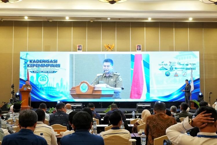 Wagub Erwan Dorong Pelaku Jasa Konstruksi Semakin Profesional dan Berorientasi Kualitas Pekerjaan
