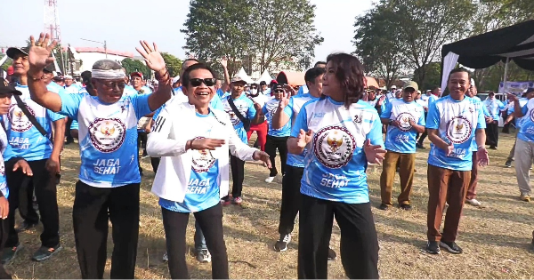 Sinergi Pemerintah dan Hukum, Om Zein Bersama Kajari Purwakarta Hadiri Acara ABPEDNAS di Lapang Sahate