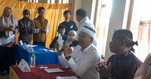Pilkades Digital Jawa Barat Lebih Murah dan Cepat, KDM Terapkan di Semua Desa Gubernur Jabar Dedi Mulyadi (KDM) sukses terapkan Pilkades elektronik digital