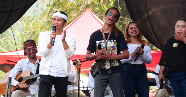 Terharu! Diberi Modal Usaha Rp2 Juta Oleh Om Zein, Irpan Bengkel Undang Bupati Mampir ke Tempat Usahanya